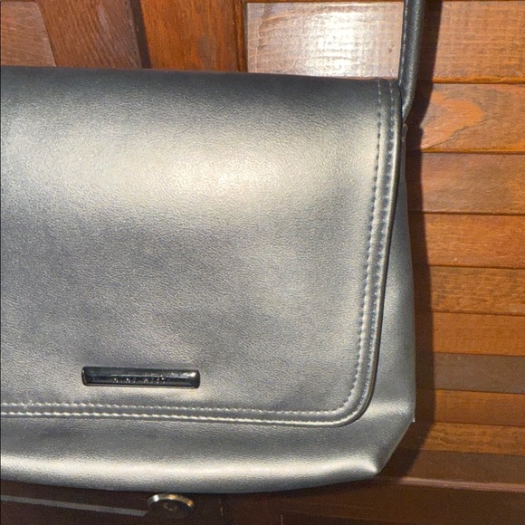Nine West Crossbody Bag - Picture 5 of 8